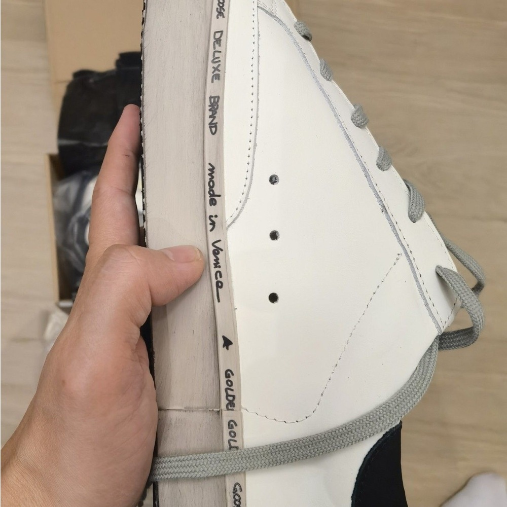 Golden Goose White Sneakers with Purple Star - Picture 5 of 7